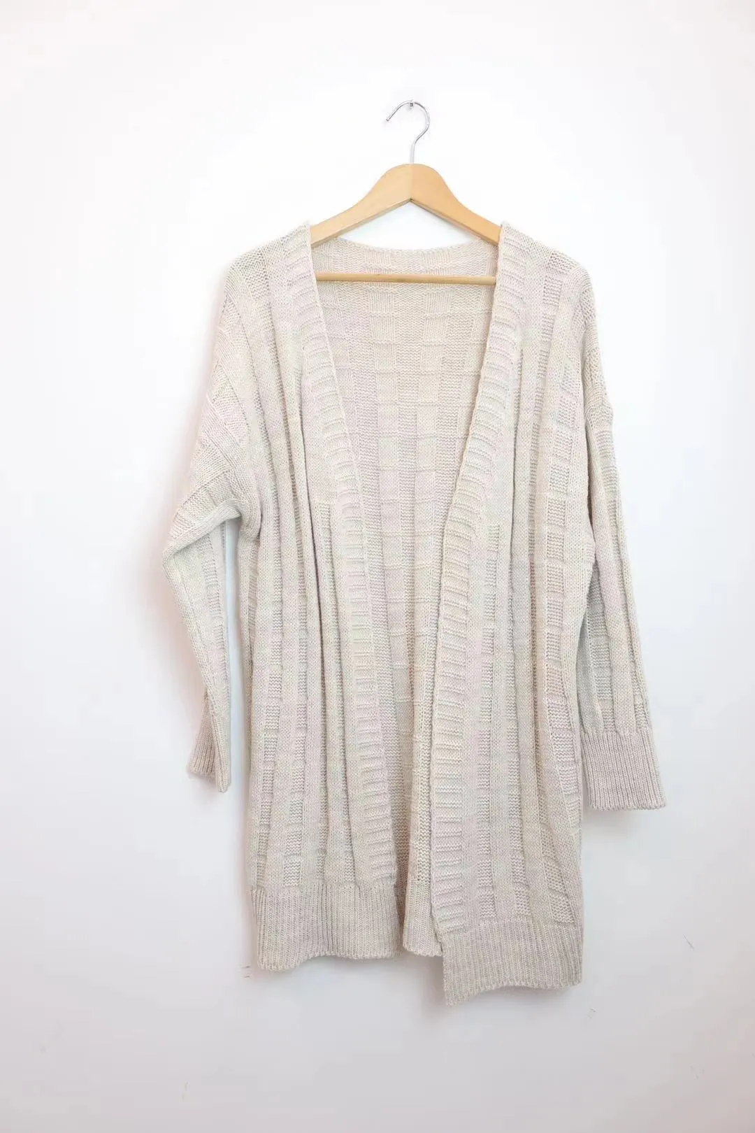 Alani open front pattern cardigan embossed affect. (Reduced to 16 Euros)