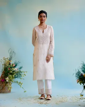 Gold Zari Crushed Stripe Tissue Kurta with 
Floral Embroidery and Bead Work 
with Narrow Pants