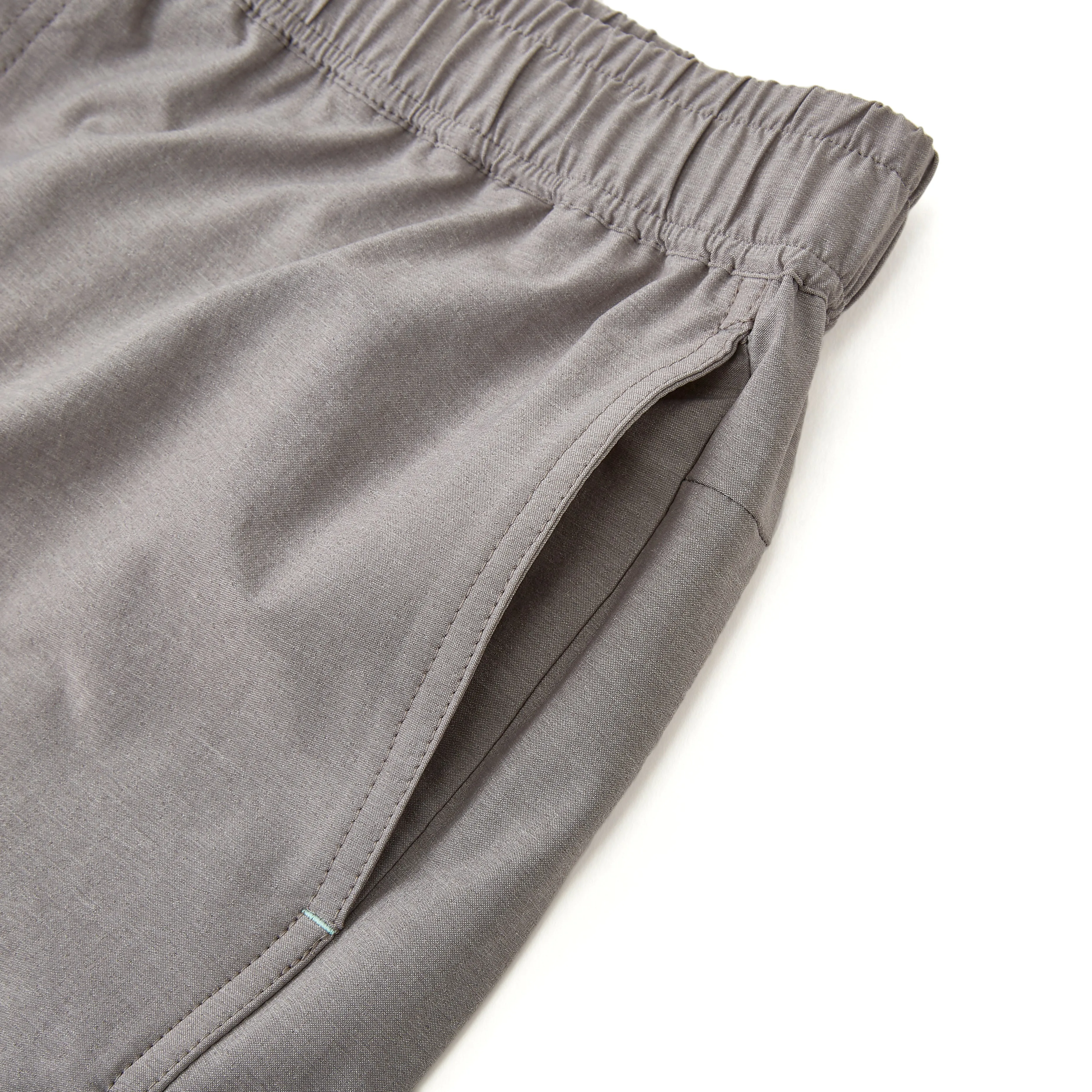 Momentum Short in Heather Gray