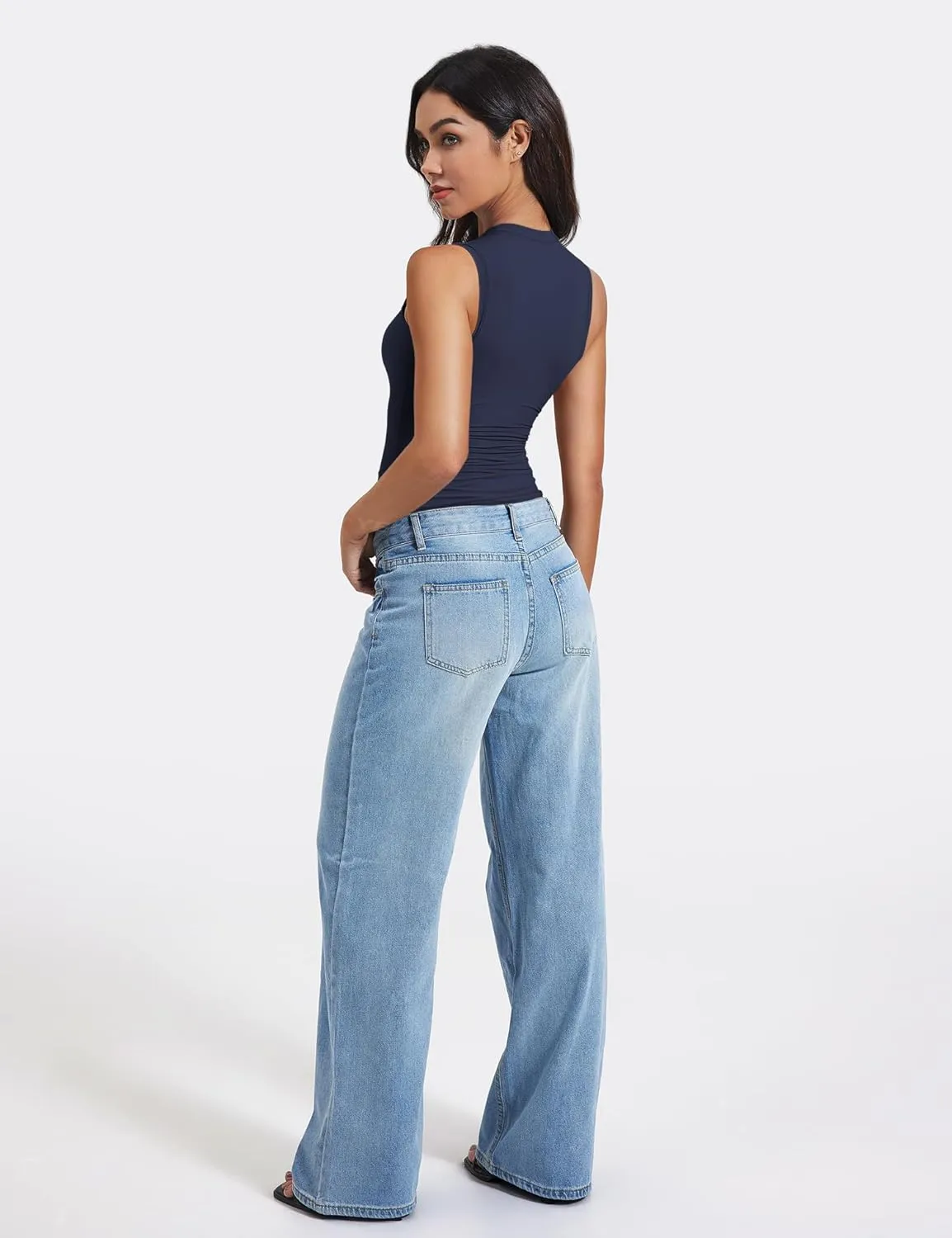YEOREO Women Basic Mock Neck Workout Crop Top Sleeveless Double Lined Tank Tee Slim Fitted Ruched Going Out Camisole